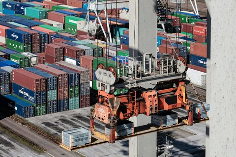 Um conjunto de dados, dois regimes: um DPP para a UE e a China